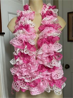 Pink Ruffle Knit Scarf - Gradient Pink and White